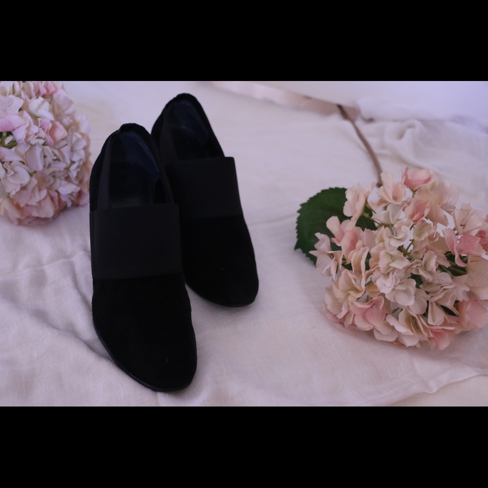 Black Stuart Weitzman Wedges - Picture 3 of 4